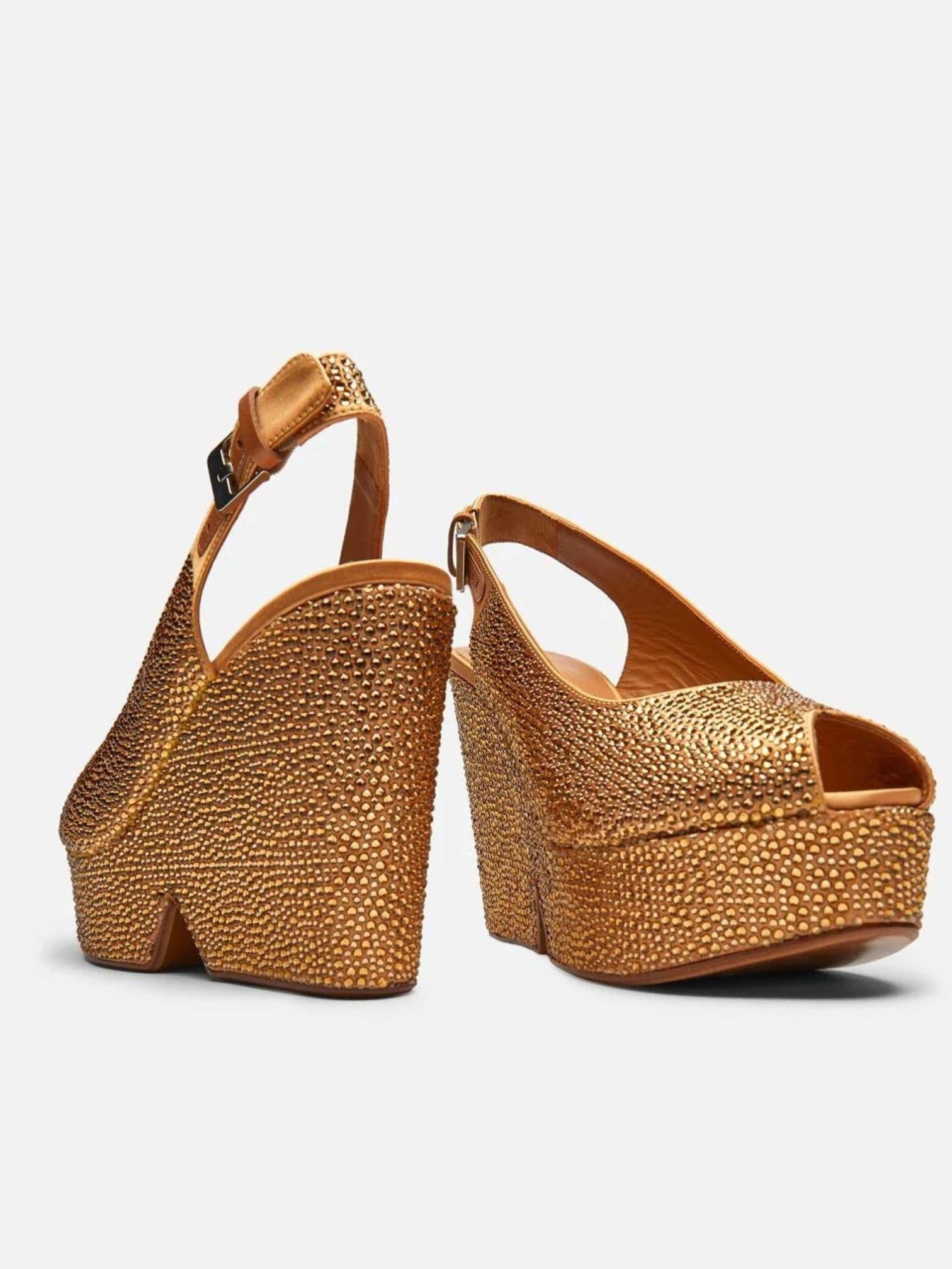 DOVIMA, gold glitter