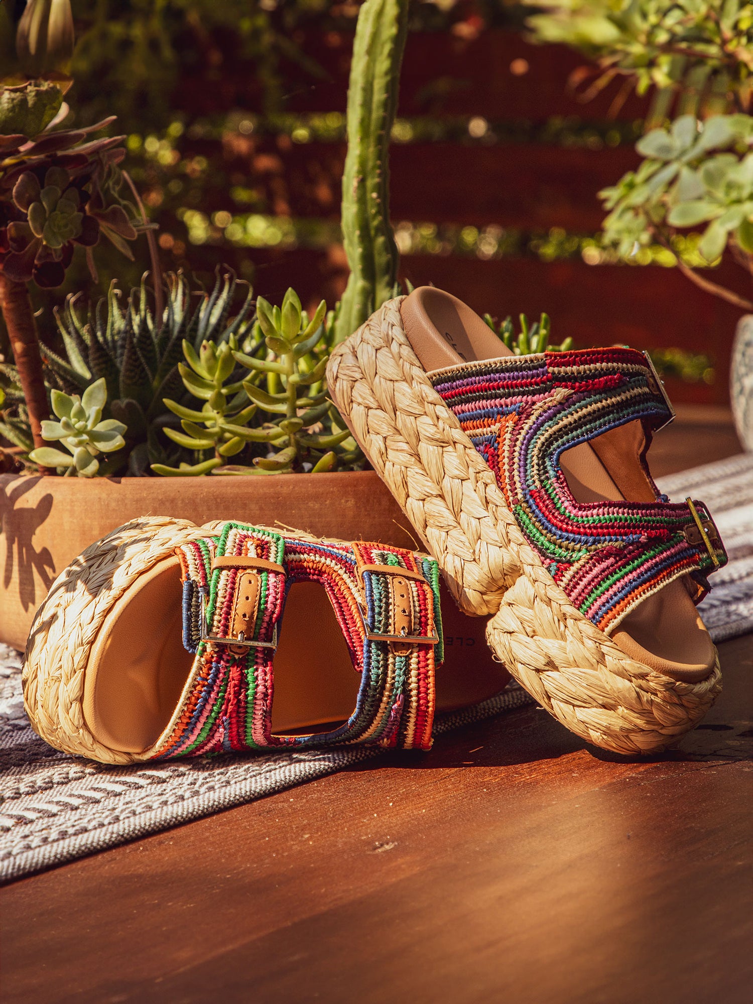 QUINIE4, bright raffia