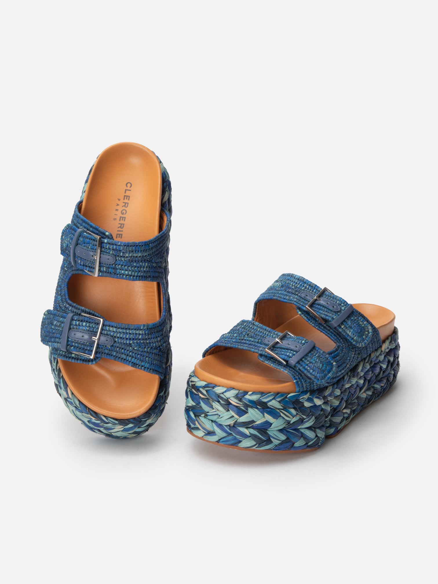 QUINIE4, azure raffia