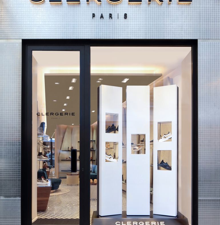 Welcome to 326, rue Saint-Honoré ! - Clergerie Paris - USA