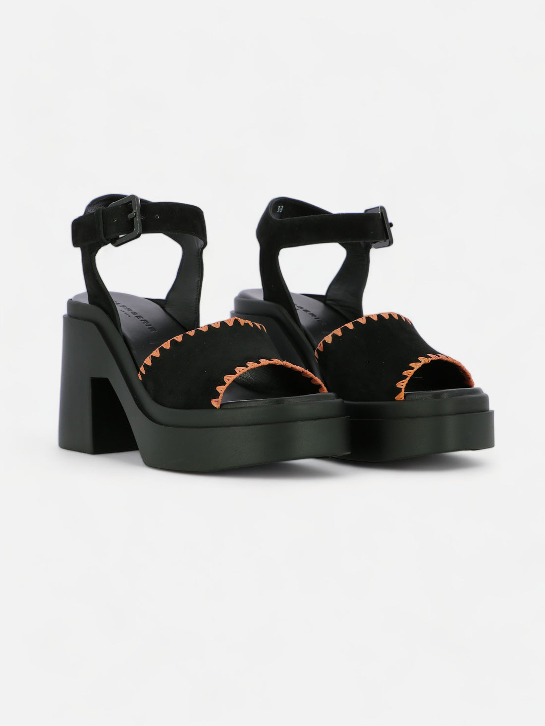 NELIO, suede black
