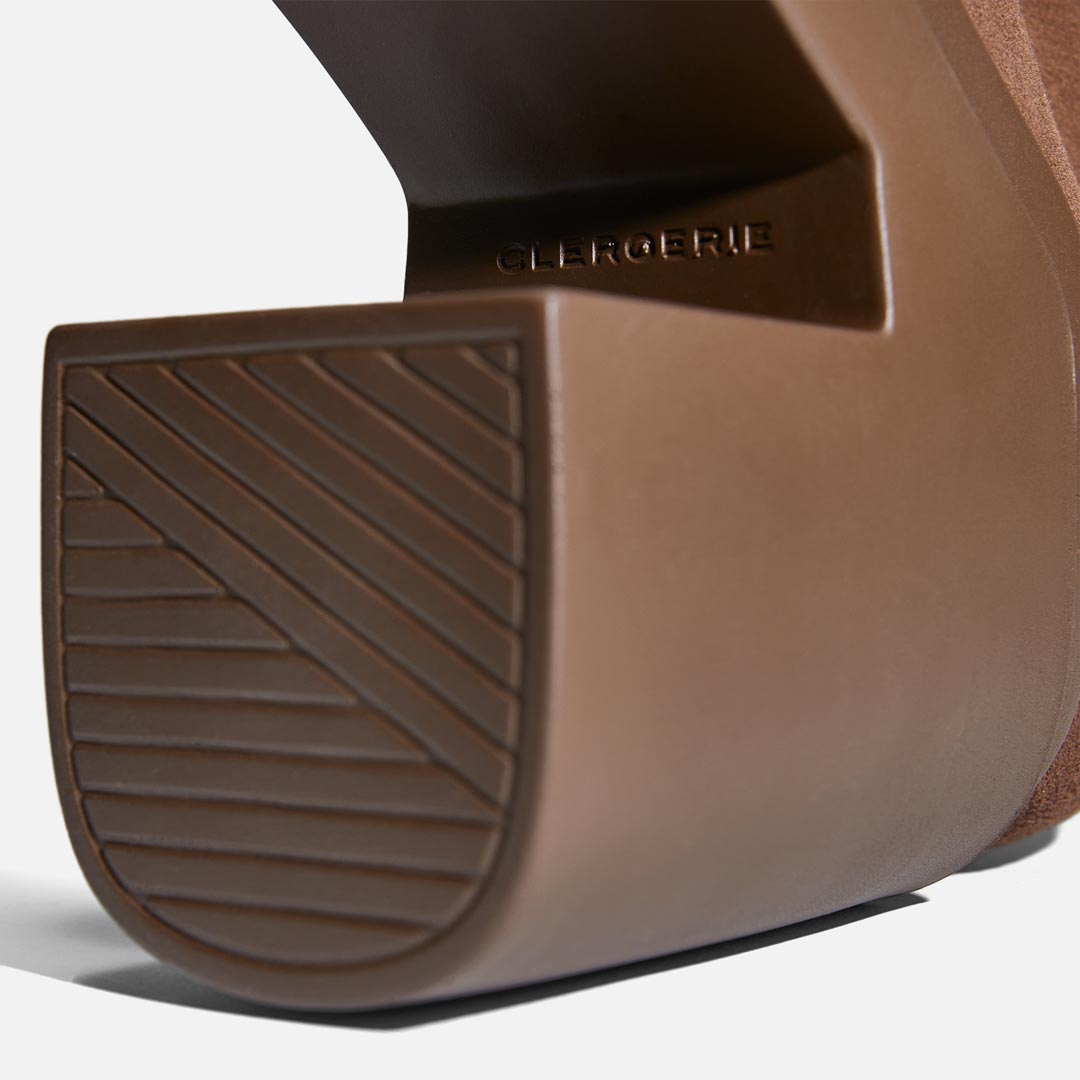 NINA, suede stretch brown