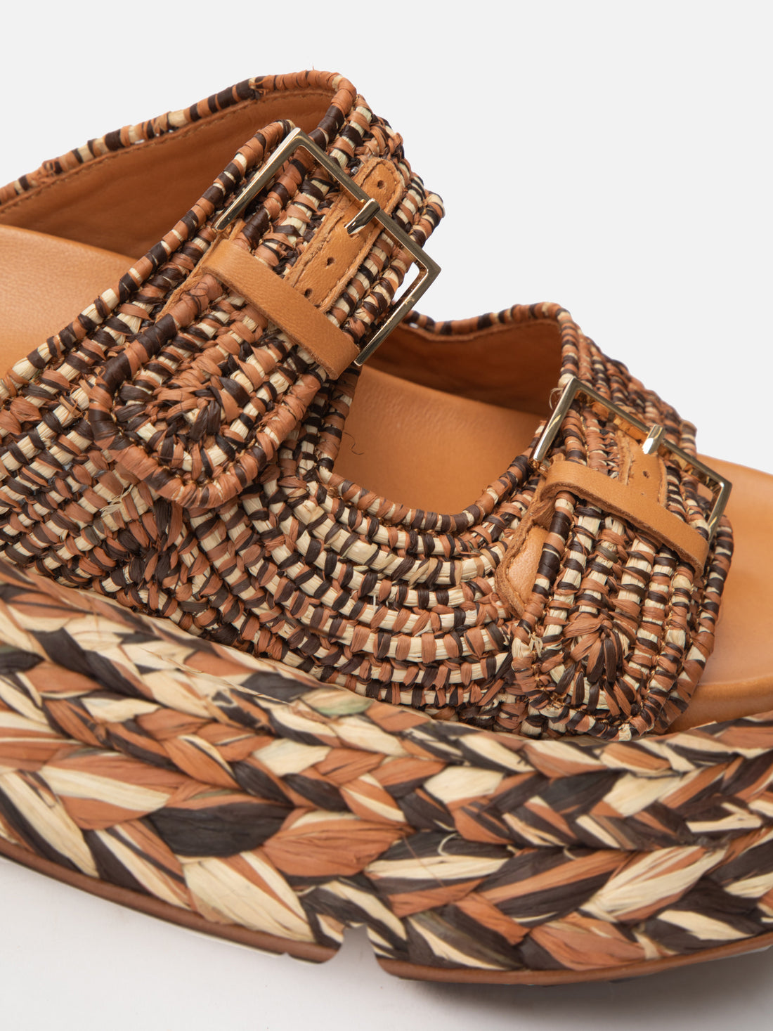 QUINIE4, brown raffia
