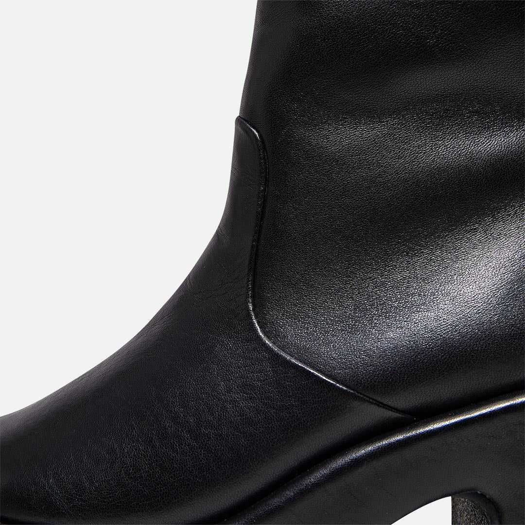 ANKLE BOOTS - DORA ankle boots, black lambskin || OUTLET - DORABLKNAPM340 - Clergerie Paris - USA