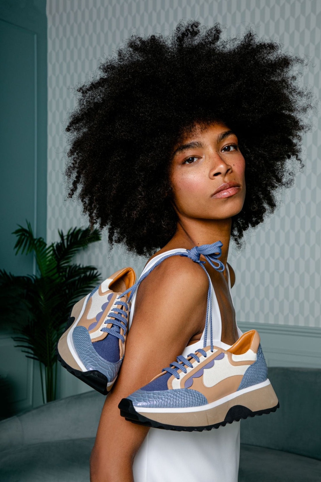 SNEAKERS - OVER, azure snake effect - Clergerie Paris - USA